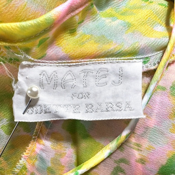 70s Designer Yellow Floral Chiffon Gown & Peignoir Set by Matej for Odette Barsa - Picture 10 of 16